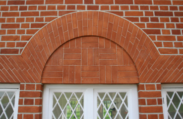 Apex Brickcutters example of a brick arch