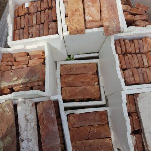 Apex brick Slips