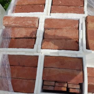 Apex brick Slips